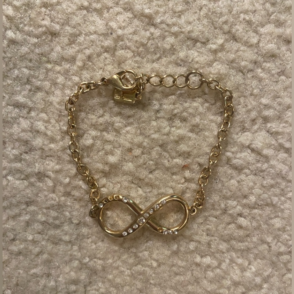 gold infinity bracelet